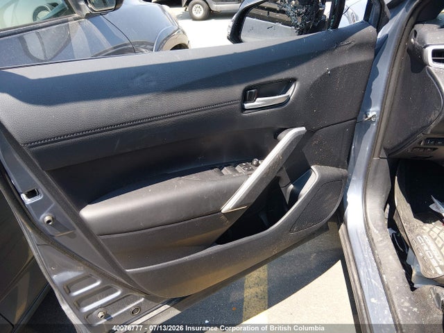 40076777 :رقم المزاد ، 7MUFBABG8SV068038 vin ، 2025 Toyota Corolla Cross Se/xse/night Shade/s مزاد بيع