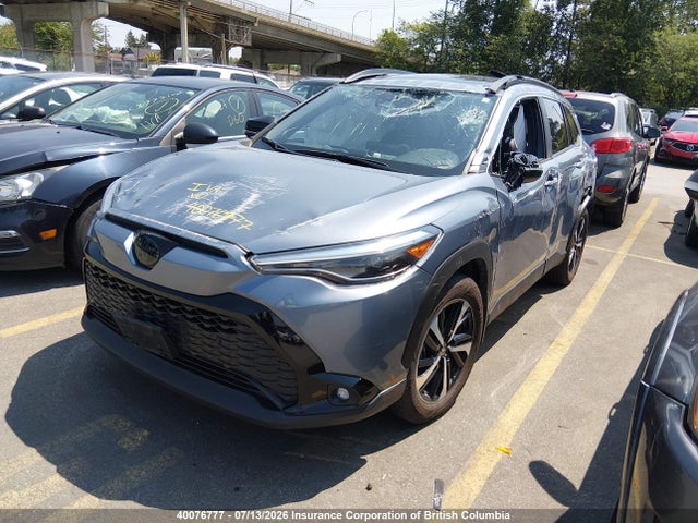 40076777 :رقم المزاد ، 7MUFBABG8SV068038 vin ، 2025 Toyota Corolla Cross Se/xse/night Shade/s مزاد بيع