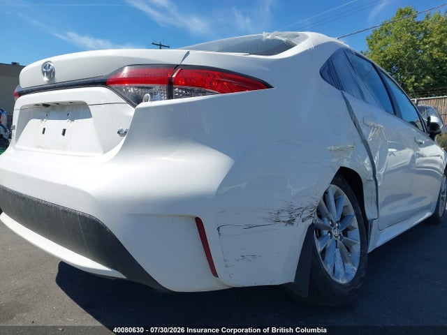 40080630 :رقم المزاد ، 5YFBPMBE9NP354326 vin ، 2022 Toyota Corolla Le/xle مزاد بيع