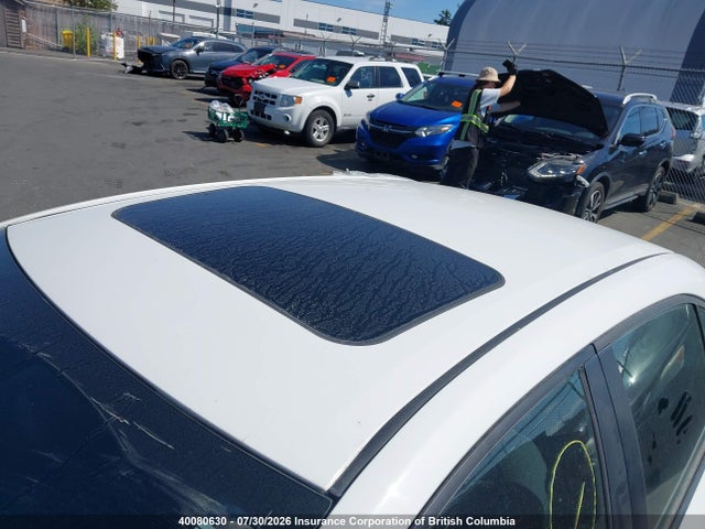 40080630 :رقم المزاد ، 5YFBPMBE9NP354326 vin ، 2022 Toyota Corolla Le/xle مزاد بيع