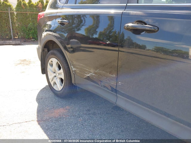 2015 Toyota Rav4 მანქანა იყიდება აუქციონზე, vin: 2T3BFREV6FW332223, აუქციონის ნომერი: 40080666