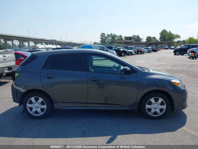 40080671 :رقم المزاد ، 2T1KU4EE3AC470393 vin ، 2010 Toyota Corolla Matrix مزاد بيع