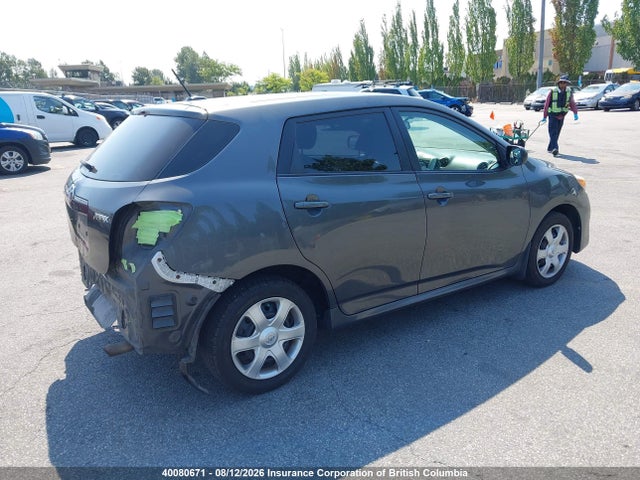 40080671 :رقم المزاد ، 2T1KU4EE3AC470393 vin ، 2010 Toyota Corolla Matrix مزاد بيع