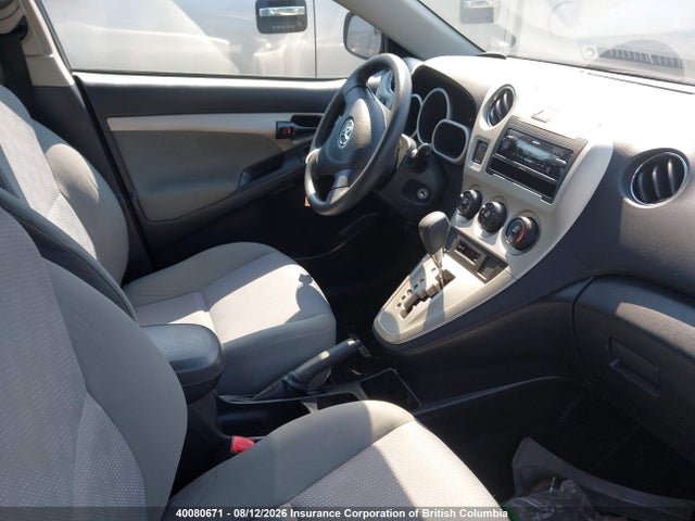 40080671 :رقم المزاد ، 2T1KU4EE3AC470393 vin ، 2010 Toyota Corolla Matrix مزاد بيع