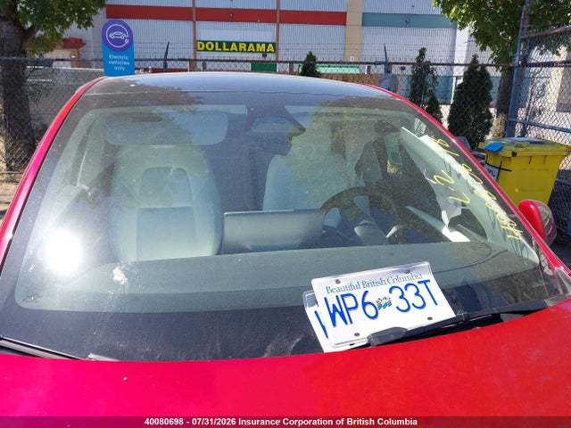 40080698 :رقم المزاد ، 7SAYGDEEXSF241193 vin ، 2025 Tesla Model Y مزاد بيع