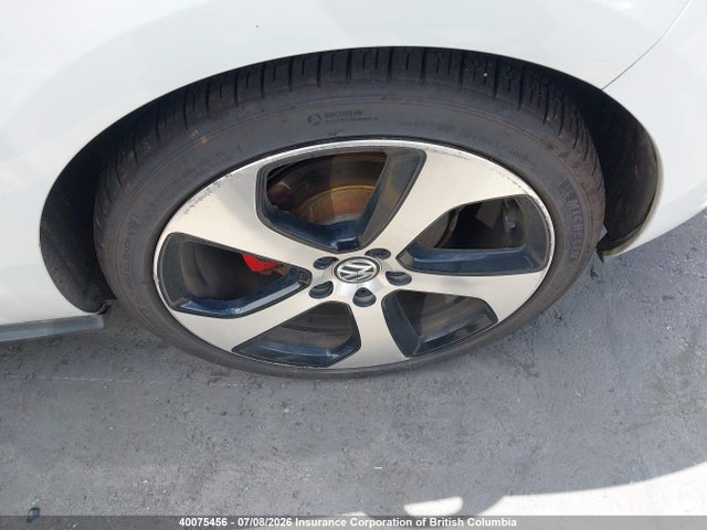 Volkswagen GTI 2015 3VW4T7AUXFM006815 Image 23