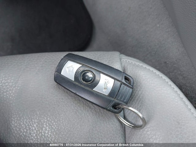 40080776 :رقم المزاد ، WBAVB33536PS18410 vin ، 2006 Bmw 330i مزاد بيع