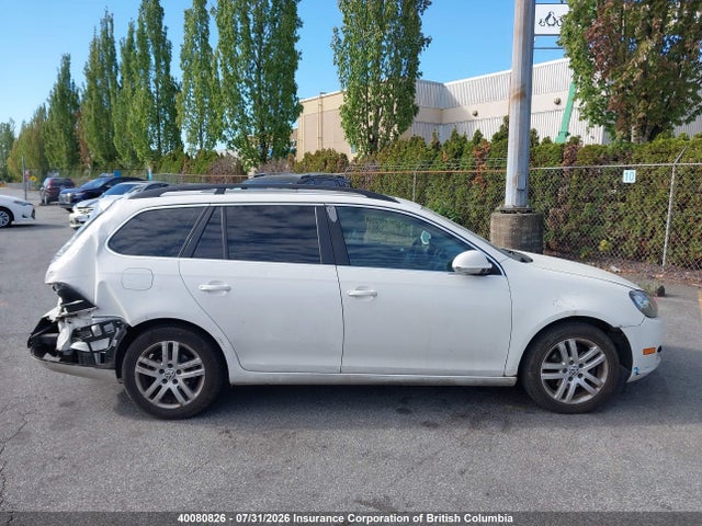2010 Volkswagen Golf მანქანა იყიდება აუქციონზე, vin: 3VWMX7AJ1AM612488, აუქციონის ნომერი: 40080826