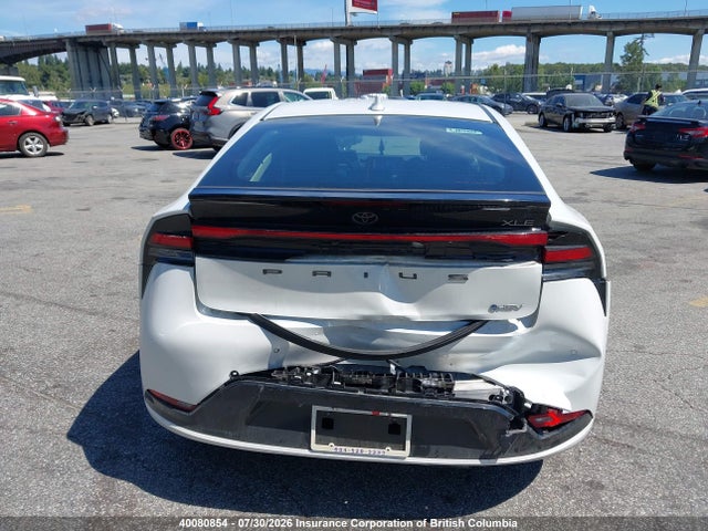 Toyota Prius 2024 JTDADABU8R3013282 Image 17