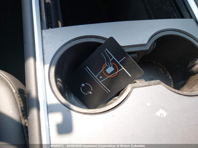 2024 Tesla Model Y მანქანა იყიდება აუქციონზე, vin: LRWYGDFD0RC661973, აუქციონის ნომერი: 40080872