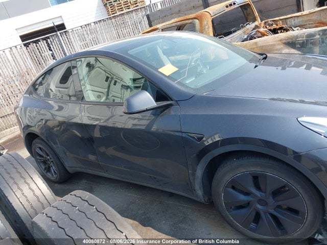 2024 Tesla Model Y მანქანა იყიდება აუქციონზე, vin: LRWYGDFD0RC661973, აუქციონის ნომერი: 40080872