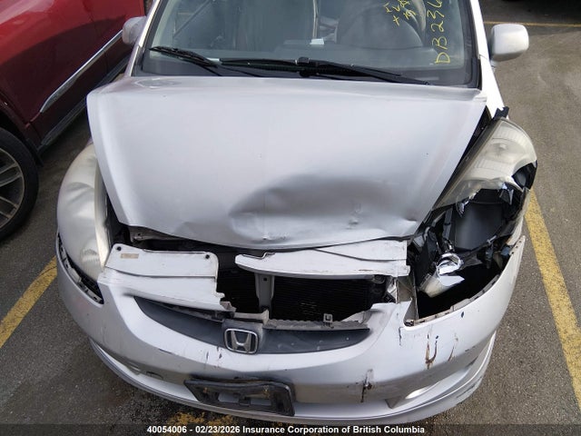 Продажа на аукционе авто 2007 Honda Fit S, vin: JHMGD386X7S808513, номер лота: 40054006