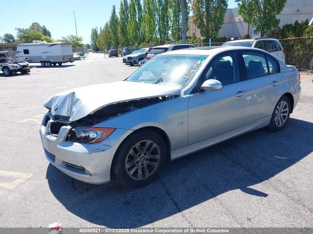 Продажа на аукционе авто 2007 Bmw 328xi, vin: WBAVC93597KX52641, номер лота: 40080921