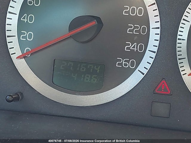 2004 Volvo S80 მანქანა იყიდება აუქციონზე, vin: YV1TS92DX41352296, აუქციონის ნომერი: 40076745