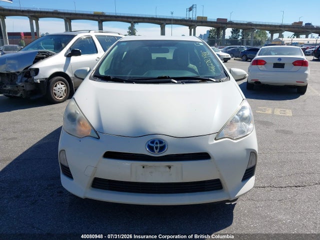Toyota Prius 2014 JTDKDTB30E1560608 Image 13