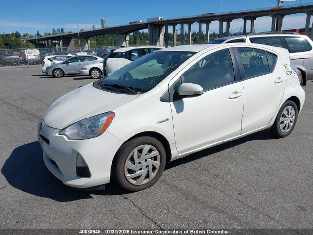 Toyota Prius 2014 JTDKDTB30E1560608 Image 2