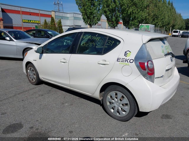 Toyota Prius 2014 JTDKDTB30E1560608 Image 3