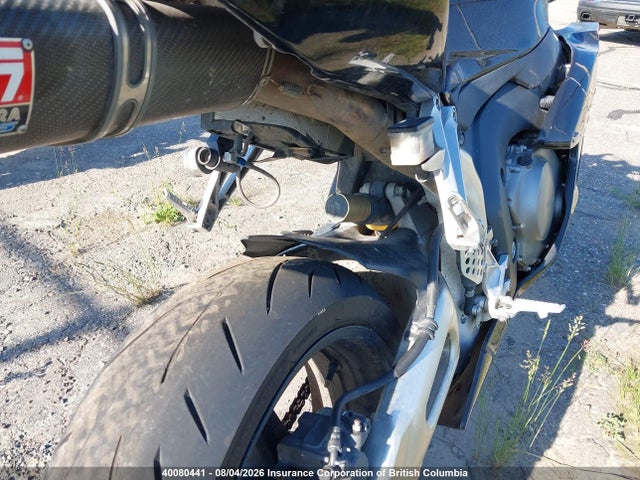 40080441 :رقم المزاد ، JH2SC57645M100035 vin ، 2005 Honda Cbr1000 Rr Repsol مزاد بيع