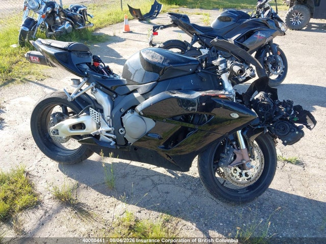 40080441 :رقم المزاد ، JH2SC57645M100035 vin ، 2005 Honda Cbr1000 Rr Repsol مزاد بيع