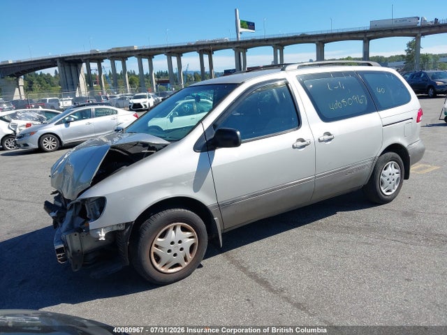 40080967 :رقم المزاد ، 4T3ZF19CX2U493435 vin ، 2002 Toyota Sienna Ce مزاد بيع