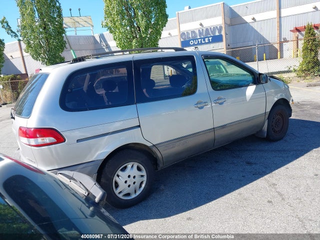 40080967 :رقم المزاد ، 4T3ZF19CX2U493435 vin ، 2002 Toyota Sienna Ce مزاد بيع