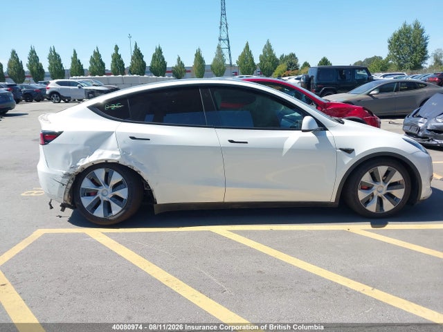 Tesla Model Y 2021 5YJYGAEE2MF299894 Image 14