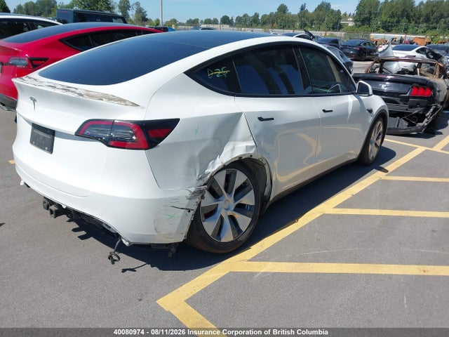 Tesla Model Y 2021 5YJYGAEE2MF299894 Image 4