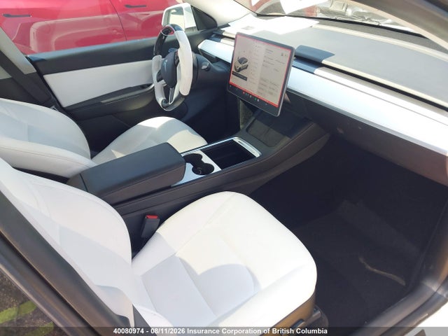 Tesla Model Y 2021 5YJYGAEE2MF299894 Image 5