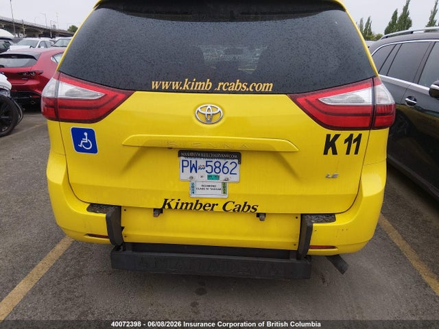Toyota SIENNA LE 2017 5TDKZ3DC2HS766812 Image 17