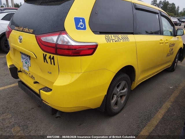 Toyota SIENNA LE 2017 5TDKZ3DC2HS766812 Image 4