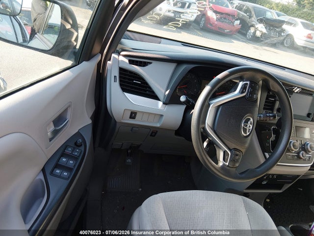 Toyota SIENNA LE 2015 5TDKK3DC9FS587720 Image 12