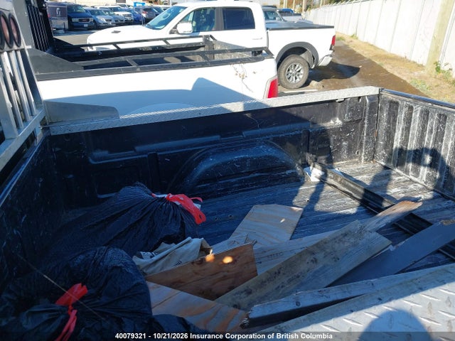 2004 Gmc New Sierra K1500 მანქანა იყიდება აუქციონზე, vin: 2GTEK19V741249457, აუქციონის ნომერი: 40079321