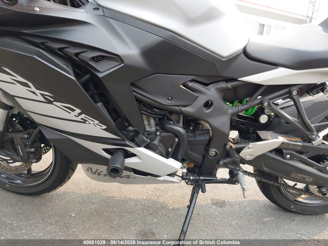 40081029 :رقم المزاد ، ML5ZXCS13SDA37398 vin ، 2025 Kawasaki Zx400 S مزاد بيع