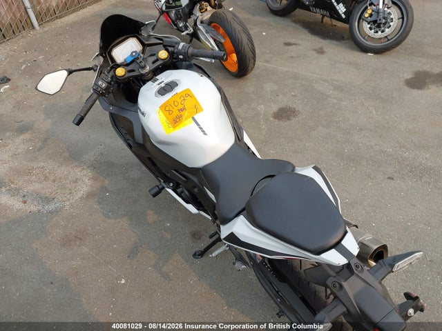 40081029 :رقم المزاد ، ML5ZXCS13SDA37398 vin ، 2025 Kawasaki Zx400 S مزاد بيع