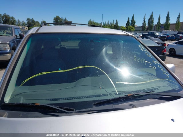 40081032 :رقم المزاد ، 2HKRL18903H010168 vin ، 2003 Honda Odyssey Exl مزاد بيع