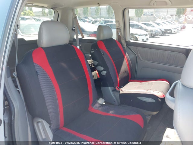 40081032 :رقم المزاد ، 2HKRL18903H010168 vin ، 2003 Honda Odyssey Exl مزاد بيع
