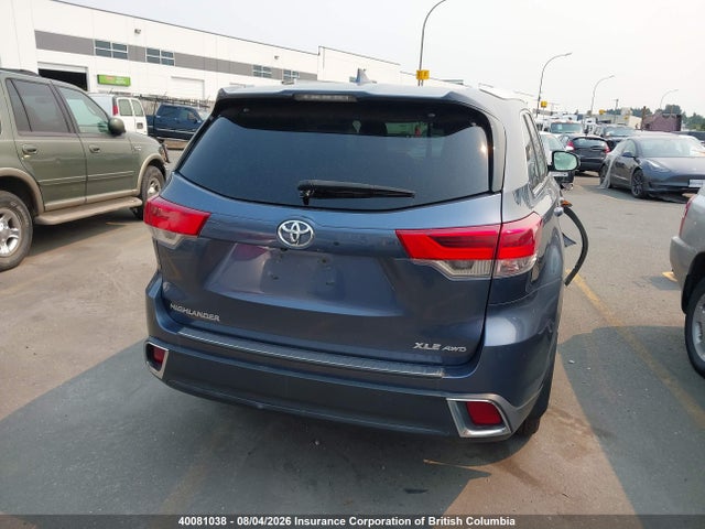 2017 Toyota Highlander Se/xle მანქანა იყიდება აუქციონზე, vin: 5TDJZRFH1HS507302, აუქციონის ნომერი: 40081038