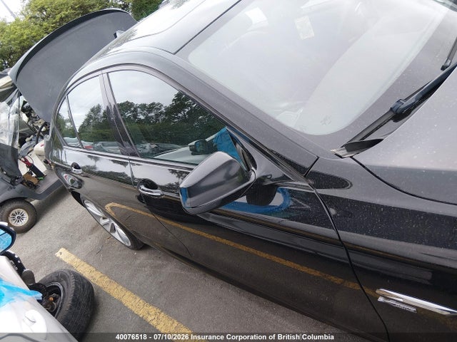 40076518 :رقم المزاد ، WBAFU7C54BC878172 vin ، 2011 Bmw 535 Xi مزاد بيع