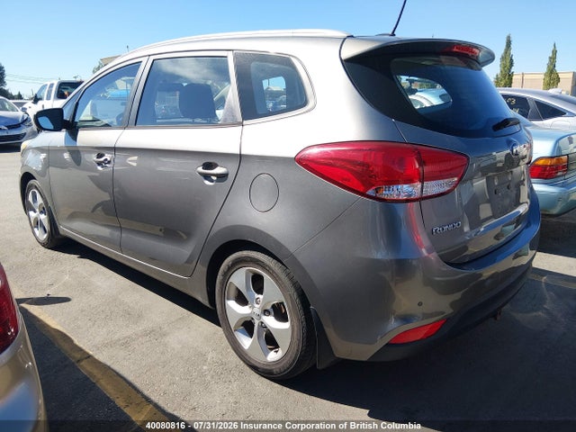 2015 Kia Rondo მანქანა იყიდება აუქციონზე, vin: KNAHT8A35F7115482, აუქციონის ნომერი: 40080816