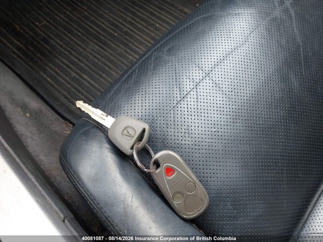 40081087 :رقم المزاد ، 19UUA66205A803792 vin ، 2005 Acura Tl مزاد بيع