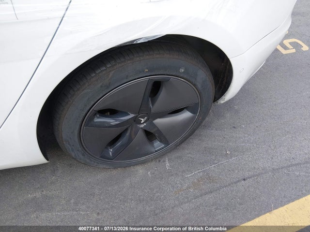 Tesla MODEL 3 2020 5YJ3E1EAXLF715928 Image 23