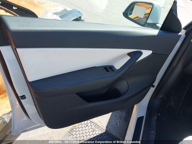 Auction sale of the 2021 Tesla Model Y, vin: 5YJYGDED1MF132466, lot number: 40075822
