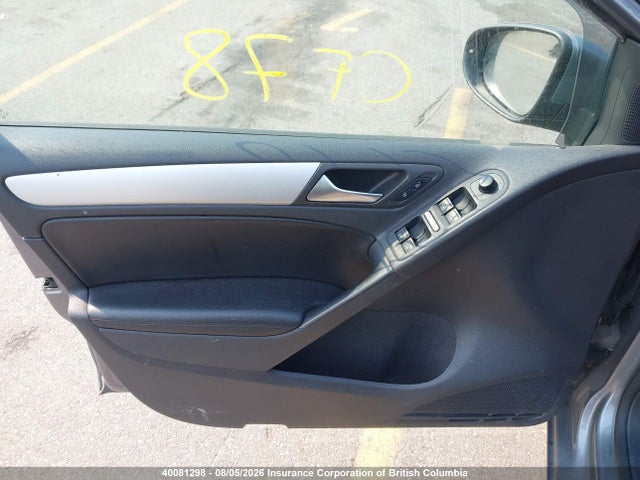 2010 Volkswagen Golf მანქანა იყიდება აუქციონზე, vin: WVWCA9AJ2AW371567, აუქციონის ნომერი: 40081298