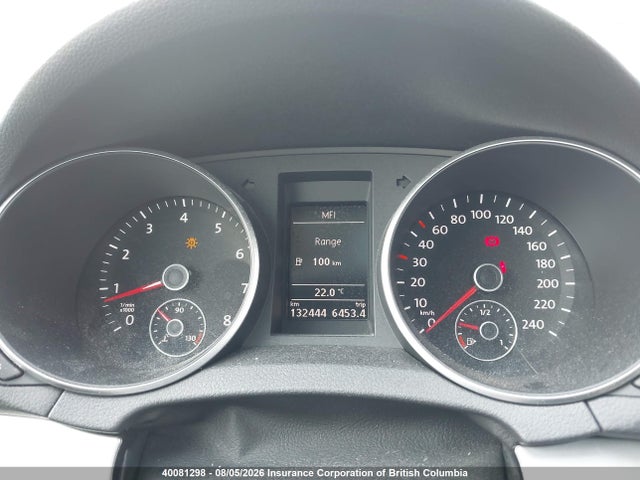 2010 Volkswagen Golf მანქანა იყიდება აუქციონზე, vin: WVWCA9AJ2AW371567, აუქციონის ნომერი: 40081298