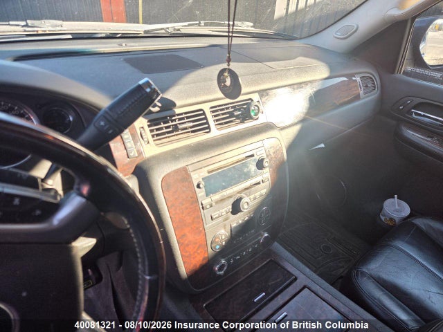 40081321 :رقم المزاد ، 1GKFK66828J124401 vin ، 2008 Gmc Yukon مزاد بيع