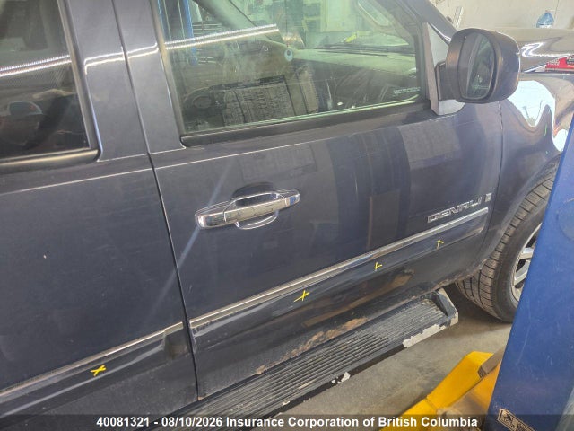 40081321 :رقم المزاد ، 1GKFK66828J124401 vin ، 2008 Gmc Yukon مزاد بيع