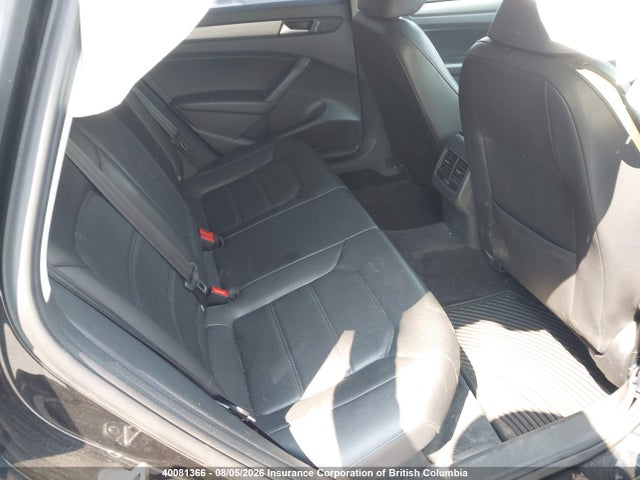 Volkswagen Passat 2015 1VWBS7A38FC098218 Image 8