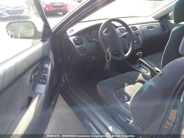 2001 Honda Accord Ex მანქანა იყიდება აუქციონზე, vin: 1HGCG32511A800998, აუქციონის ნომერი: 40081419
