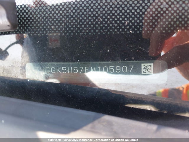 40081470 :رقم المزاد ، 3HGGK5H57FM105907 vin ، 2015 Honda Fit مزاد بيع