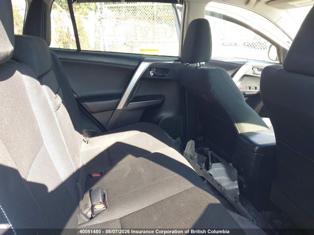 Toyota RAV4 2017 JTMRJREVXHD113567 Image 8